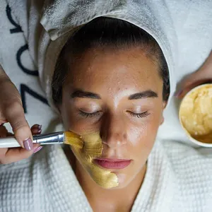 Private Label Korea Hautpflege Entfernen Sie Mitesser Gold Gesichts maske 24K Gold Peel Off Gesichts maske