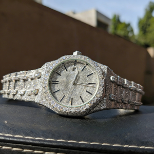 นาฬิกาสแตนเลสสตีล 40 มม. ประดับ<span class=keywords><strong>เพชร</strong></span>โมอิสซาไนต์ทรงกลมเจียระไนแบบบริลเลียนต์ ระดับ <span class=keywords><strong>VVS</strong></span> หน้าปัดโรมัน ประดับ<span class=keywords><strong>เพชร</strong></span> 25 กะรัต สำหรับผู้ชาย - Product Image 2