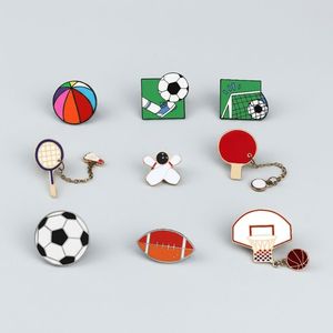 Badges personnalisés en émail dur, mignons, de marque, sur le thème du sport (tennis de table, basketball, football, <span class=keywords><strong>golf</strong></span>), en alliage de zinc, avec <span class=keywords><strong>carte</strong></span> de support - Product Image 1