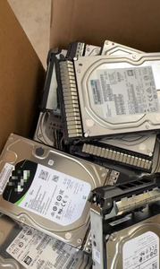 XS3200ME70084 Nytro 3732 3.2TB SAS 12Gb/s <b>2.5</b> <b>SSD</b> XS3200ME70084 - Product Image 2