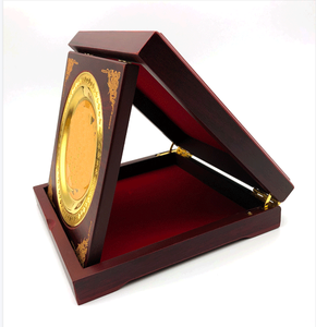 Boîte <span class=keywords><strong>en</strong></span> <span class=keywords><strong>bois</strong></span> avec plateau, prix <span class=keywords><strong>Souvenir</strong></span>, meêtre blanches - Product Image 2