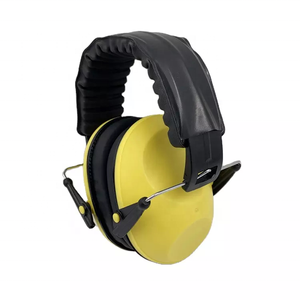 Orejeras plegables Rojas personalizadas para niños Protector auditivo de seguridad con cancelación de ruido y características insonorizadas - Product Image 2