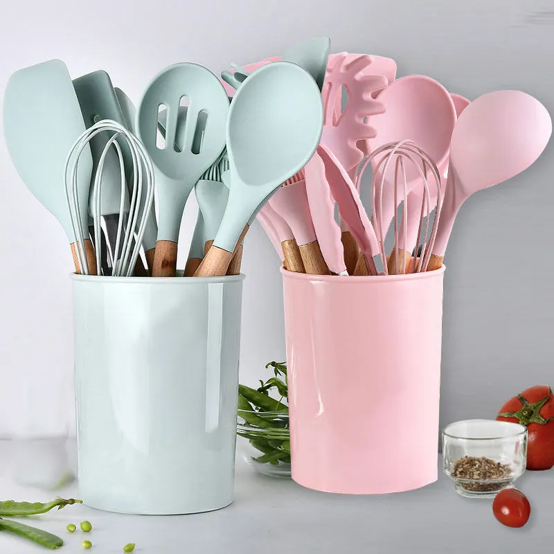 China Wholesale Low Moq Stainless Steel Kitchen Accessories Non Stick Tools Cooking Sets Silicone Kitchen Utensils With Holder