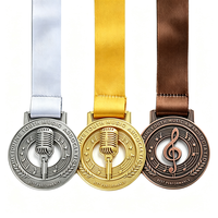 Diseña tu propia medalla musical 3D personalizada de aleación de zinc chapada en oro con grabado UV para fabricantes, premio para finalistas de carreras.