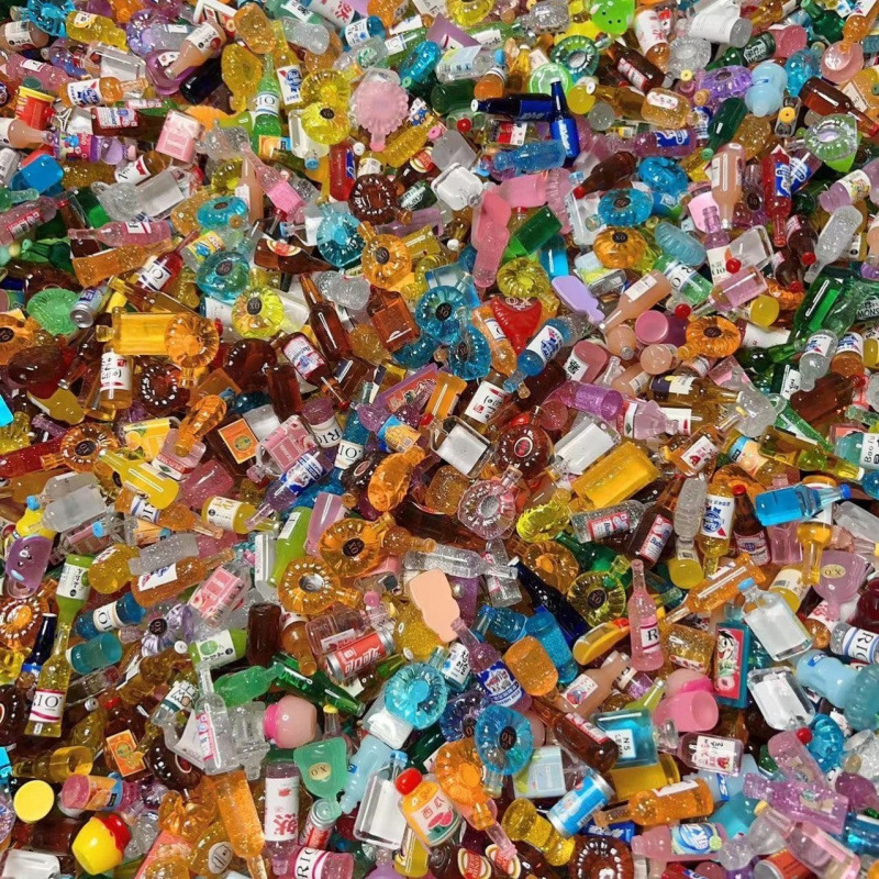 Petites bouteilles ordinaires mélangées