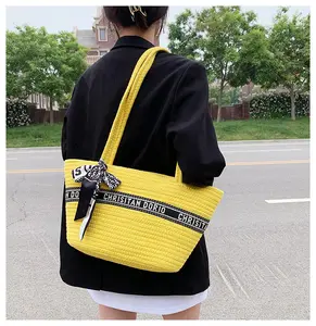 New Hand-woven Fashion Leisure Beach Bag Ladies Shoulder Portable Shopping Bag Straw Bag