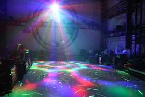 RGBW LED Par Light Bar DMX Luces de escenario para decoraciones de fiestas y bodas con efecto de haz láser - Product Image 2