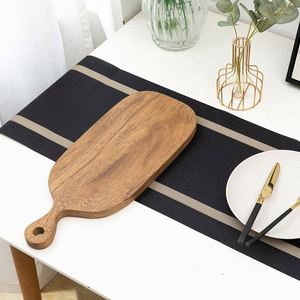 Vente en gros de sets de table en PVC écologiques, résistants à la chaleur, couleur personnalisée, design moderne, imperméables et isolants - Product Image 3
