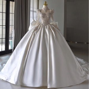 Robe de mariée S1398T 2026 personnalisée de haute qualité, motif bohème royal, manches longues, dentelle, traîne chapelle - Product Image 1