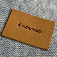 Étiquettes en cuir microfibre de haute qualité pour chapeaux et jeans, logo personnalisé, nom de marque, patchs en cuir gaufré écologiques