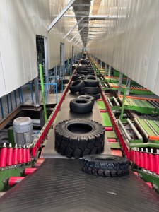 דפוסים שונים של טרקטור חקלאי 10.0/75-15.3 חקלאות מיישמים צמיגי קרוון בחוות - Product Image 4