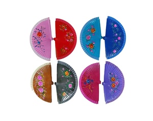 Innovador Abanico de Madera Pintado a Mano de Doble Cara de 23 cm con Tela de 2.5 cm, Regalo Promocional para Fiestas - Product Image 1