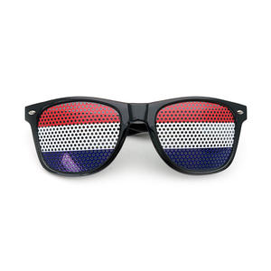 Lunettes de soleil prêtes à être expédiées, collection de 32 drapeaux nationaux avec protection UV et design léger pour les amateurs de sport - Product Image 3