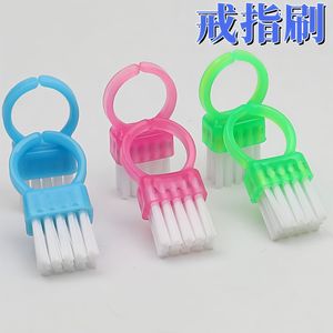 Mini brosse à ongles en forme d'anneau, manche en plastique PP, poils plats, largeur 15 mm, pour usage domestique - Product Image 5