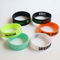 Bracelet en caoutchouc personnalisé avec nom et message, bracelet en silicone pour couple, cadeau commémoratif d'amitié, bijou souvenir