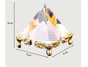Pyramide en verre de cristal, accent décoratif pour la maison, le bureau, l'espace de méditation, style intérieur inspiré de l'énergie, pièce d'exposition élégante - Product Image 2