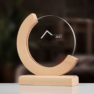 IStapromo Cadeaux Trophée Rond en Bois Personnalisé, Récompense Dorée de Haute Qualité, Coupe en Cristal, Trophée en Bois - Product Image 2
