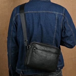 Bolsa de Mensajero de Cuero Genuino Personalizada al por Mayor, Cuero de Vaca Curtido Vegetal, Vintage, Negra, Impermeable para <span class=keywords><strong>Hombre</strong></span>, Bolso de Mano de Cuero de Fábrica - Product Image 2