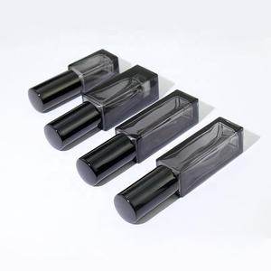 Botellas <span class=keywords><strong>de</strong></span> Perfume vacías cuadradas <span class=keywords><strong>de</strong></span> vidrio <span class=keywords><strong>de</strong></span> 3ml, 5ml, 10ml, botella <span class=keywords><strong>de</strong></span> Spray <span class=keywords><strong>de</strong></span> Perfume <span class=keywords><strong>de</strong></span> muestra con cubierta <span class=keywords><strong>de</strong></span> oro rosa negro - Product Image 5