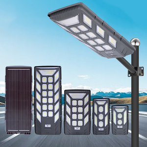 Chất Lượng Cao Vườn Bãi Đậu Xe Ip65 Không Thấm Nước Abs 300W 500W 1000W 2000W Tích Hợp Tất Cả Trong Một Năng Lượng Mặt Trời Đèn Đường - Product Image 1