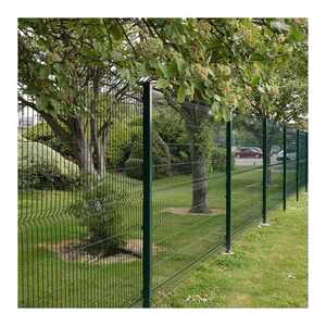 Treillis métallique de fer barbelé incurvé en triangle soudé 3D Panneau de clôture de jardin enduit de PVC - Product Image 3