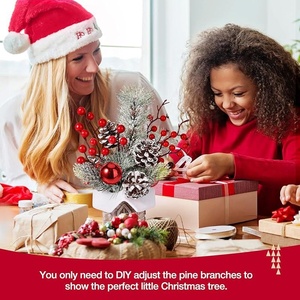 Bàn Nhân Tạo Mini Cây Giáng Sinh Trang Trí Với Kỳ Nghỉ Trang Trí Màu Đỏ Berry Thông Hình Nón Màu Xanh Lá Cây Nhà Nội Thất - Product Image 4