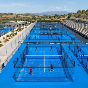 Cancha de Pádel Profesional de Acero para Interiores y Exteriores, Tamaño Personalizado, con Vidrio Templado, Precio al por Mayor, Fabricante Century Golden <span class=keywords><strong>Crown</strong></span> - Product Image 2