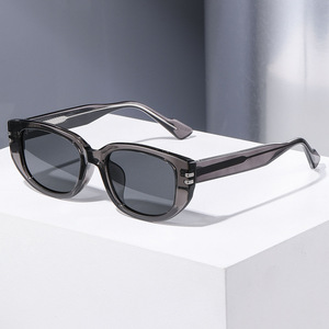 Lunettes de soleil œil de chat pour femmes Ks-3882, monture noire en PC, verres TAC, protection UV400, style tendance - Product Image 5