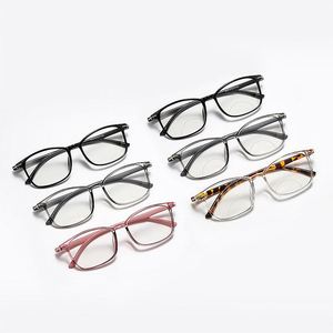 Gafas de Lectura Multifocales Retro Cuadradas 2025 con Bloqueo de Luz Azul, Fotocromáticas y Bifocales para Hombre y Mujer - Product Image 4