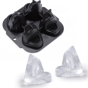 Moule à glaçons en <span class=keywords><strong>silicone</strong></span> durable à 4 cavités en forme de requin, pour chocolat, gelée et boules de glace pour cocktails - Product Image 1