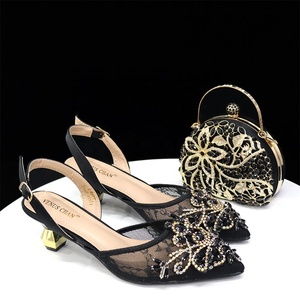 Mode fête italien sac à chaussures ensemble dames chaussure avec sac assorti ensemble 2024 chaussures de créateur femmes <span class=keywords><strong>luxe</strong></span> 2024 nigérian fête pompes - Product Image 2