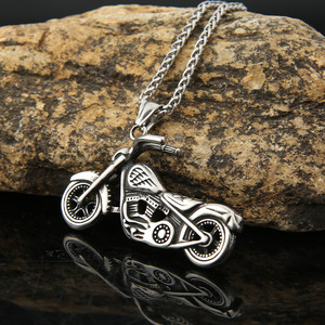 Yunnique – collier pendentif moto en acier inoxydable, chaîne 3.0x60CM, bijoux à la mode pour hommes et femmes - Product Image 1