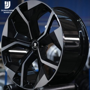 Ruedas <span class=keywords><strong>de</strong></span> Aleación <span class=keywords><strong>de</strong></span> Aluminio OEM <span class=keywords><strong>de</strong></span> Estilo Original en Negro Brillante Forjadas a Medida <span class=keywords><strong>de</strong></span> 18 19 20 22 Pulgadas para Automóviles <span class=keywords><strong>de</strong></span> Pasajeros <span class=keywords><strong>Audi</strong></span> Q8 Q7 <span class=keywords><strong>RSQ8</strong></span> - Product Image 3