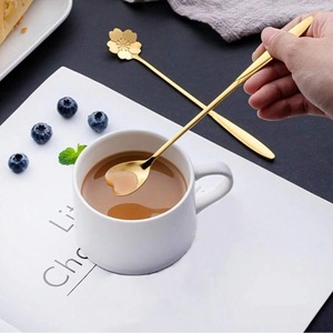 ช้อนสแตนเลสสำหรับกาแฟ ช้อนลายดอกไม้สำหรับไอศกรีม ช้อนตักของหวาน อุปกรณ์ครัว ของขวัญแต่งงาน ของขวัญคริสต์มาส ลายดอกกุหลาบ - Product Image 6