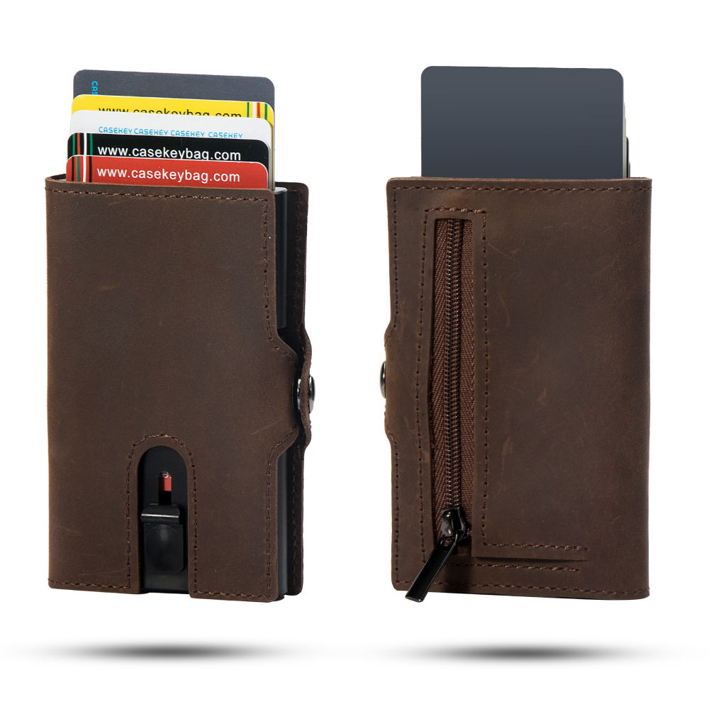 สีน้ำตาลเข้ม