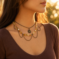 Nouveau collier superposé avec pendentif lune en pierres irrégulières pour femme, style vacances, perles