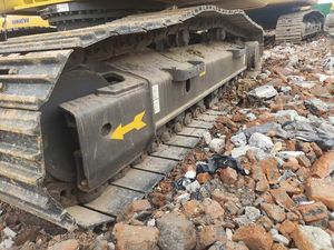 Importado de Japón Komatsu Excavadora sobre orugas Excavadora usada PC200 Excavadora de segunda mano para la venta - Product Image 5