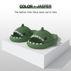 Chaussons d'été pour adultes Chaussons d'intérieur et d'extérieur Funny Home Cute Cartoon Home Anti slip Slippers Female Shark Slippers - Product Image 6
