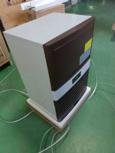 Machine à glaçons de comptoir SK-50F 50KG 80KG 100KG bloc de glace de pépite nouvel état pour utilisation de supermarché modèle <span class=keywords><strong>Frigidaire</strong></span> - Product Image 5