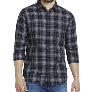 Camisa de Hombre de Calidad con Corte Moderno, Sensación Relajada y Fácil de Combinar con Cualquier Prenda Inferior - Product Image 4
