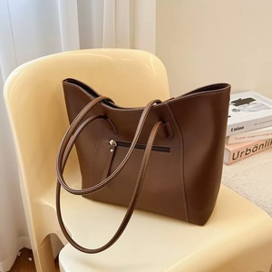 Sac fourre-tout grande capacité Premium Nouvelle Collection 2026 – Sac à bandoulière polyvalent pour les trajets quotidiens – Sac à main élégant et minimaliste pour femme - Product Image 4