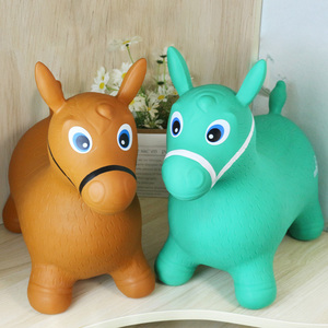 Nouveau design, personnalisable en usine, ensemble de jouets gonflables préférés des enfants : cheval <span class=keywords><strong>sauteur</strong></span> et ferme animale, avec pompe - Product Image 2