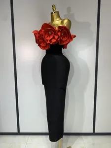 Vestido de Noche Largo y Recto con Hombros Descubiertos y Decoración de Diamantes, Tela de Poliéster/Spandex, para Mujer - Product Image 2