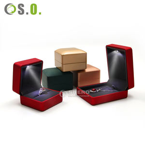 Caja de Joyería de Papel Negro de Lujo al por Mayor, Personalizada con Logotipo, para Collares, Pulseras y Anillos, Caja de Cartón para Joyería - Product Image 3