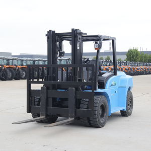 Heavy-Duty 5-7 Ton Lithium Electric Counterbalance Forklift with IP54 Protection & Dual-<b>Pump</b> Hydraulic System for Cold Storage - Product Image 2