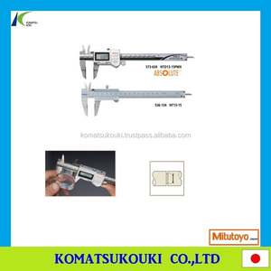Calibrador de Precisión Japonés Mitutoyo NTD12-P15M 573-621-20 de Acero Inoxidable, 0-150 mm, Precisión de +/-0.04 mm, Mordazas de Punta Estrecha, Tamaño Pequeño - Product Image 2