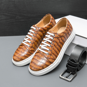 Chaussures décontractées pour hommes, design classique, chaussures habillées pour hommes, lacets, bout rond, chaussures habillées de haute qualité, durables, Oxford pour hommes - Product Image 1