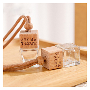 Deodoranti per auto di fabbrica 8ML Mini vetro trasparente profumato bottiglia diffusore Aroma ciondolo aromaterapia con tappo di legno - Product Image 5