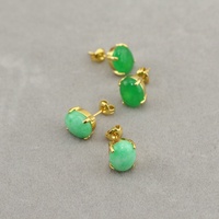 EYL1116 Pendientes Versátiles de Jade Verde Teñido Chapados en Oro de 18K, Pendientes Ovalados con Piedras Preciosas, Pendientes Básicos Convexos para Niñas y Mujeres