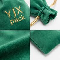 Sac à cordon en velours vert avec logo personnalisé, pochette de luxe en velours pour bijoux avec logo, sacs d'emballage cadeau pour YJX Pack